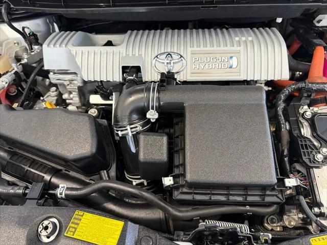 2014 Toyota Prius Plug-In Plug-in Hybrid