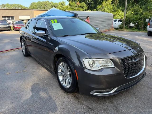 2017 Chrysler 300 C