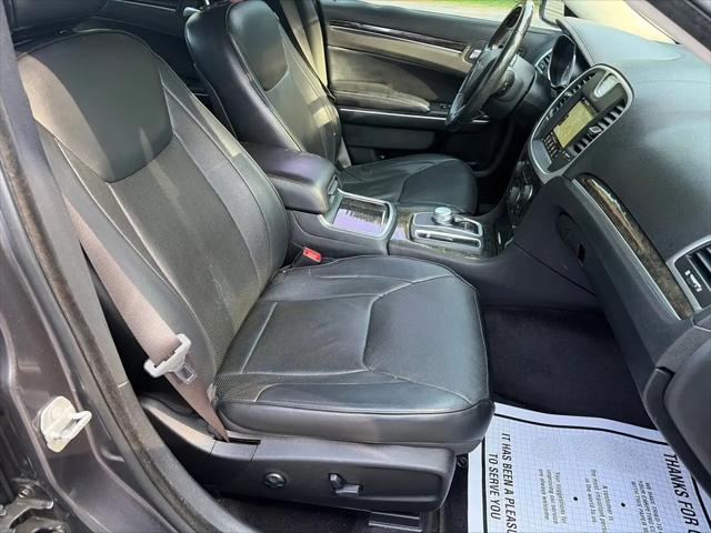 2017 Chrysler 300 C