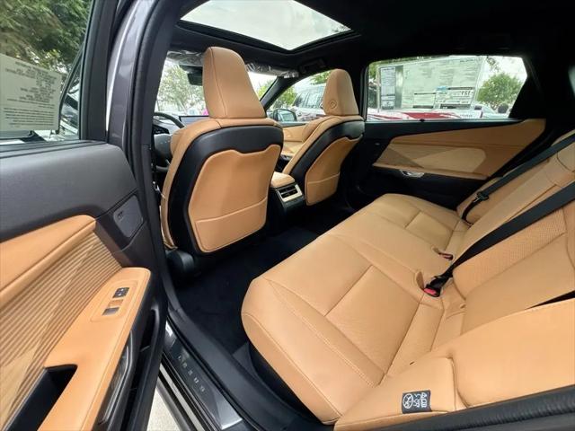 2026 Lexus ES 350 Luxury