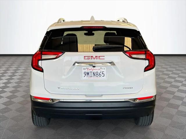 2024 GMC Terrain AWD SLT