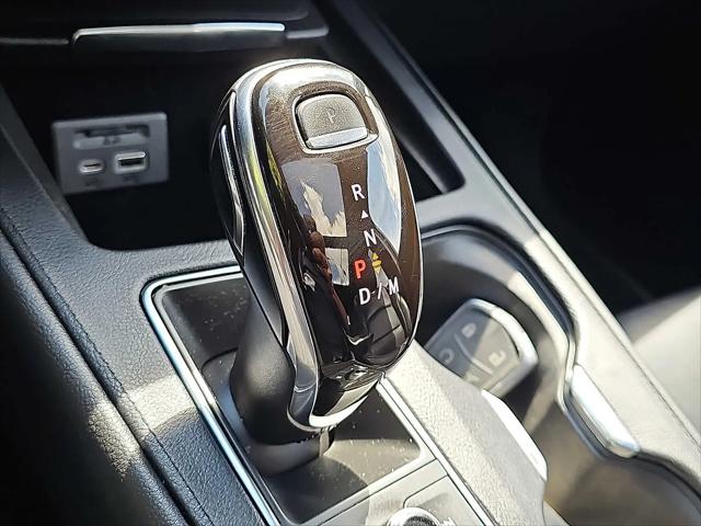 2021 Cadillac XT4 AWD Premium Luxury