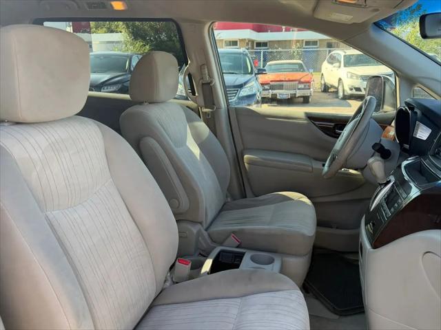 2011 Nissan Quest SV