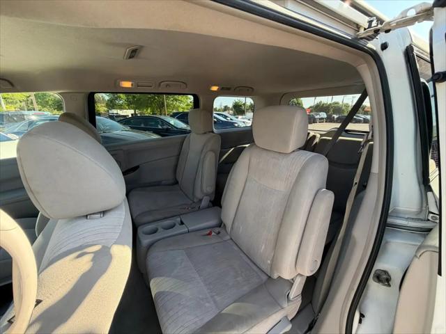 2011 Nissan Quest SV