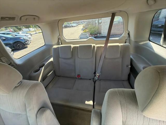 2011 Nissan Quest SV