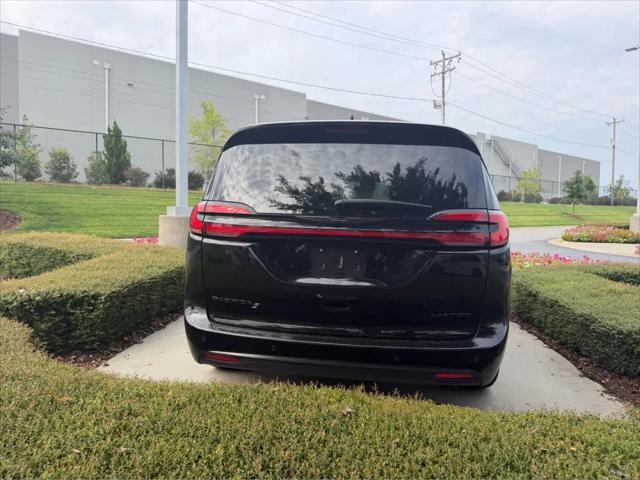 2025 Chrysler Pacifica Limited
