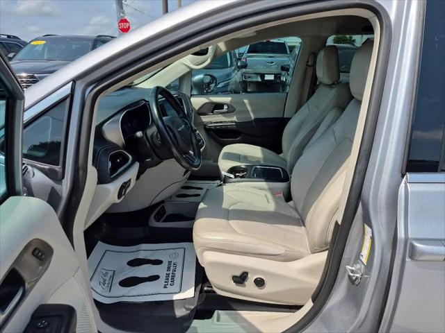 2021 Chrysler Pacifica Touring L