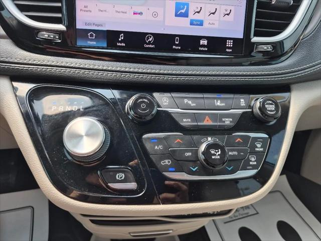 2021 Chrysler Pacifica Touring L