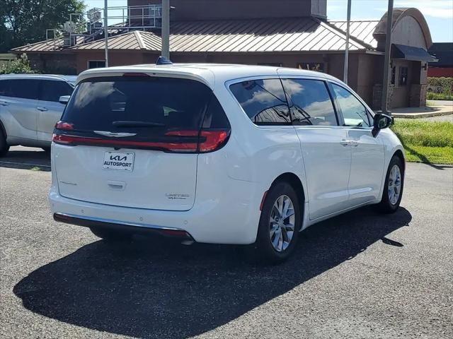 2026 Chrysler Pacifica Limited