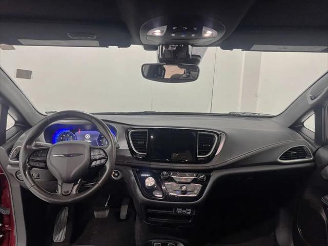 2021 Chrysler Pacifica Touring
