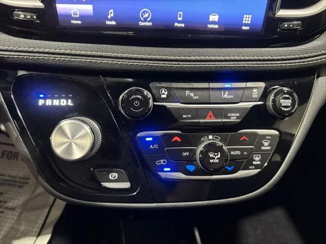 2021 Chrysler Pacifica Touring