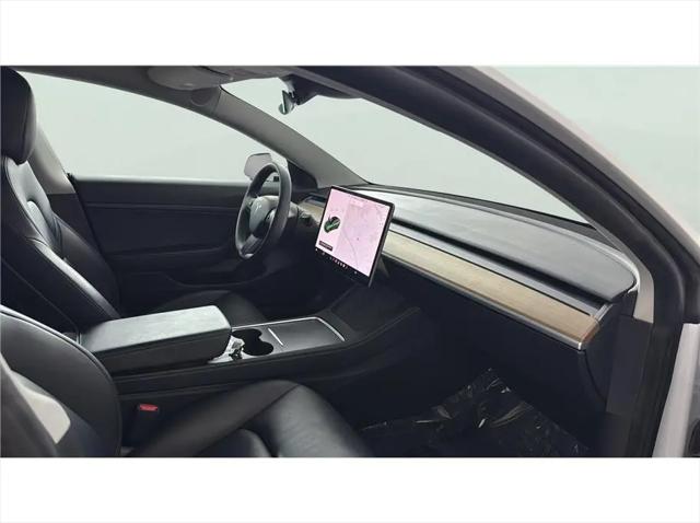 2021 Tesla Model 3 Standard Range Plus Rear-Wheel Drive