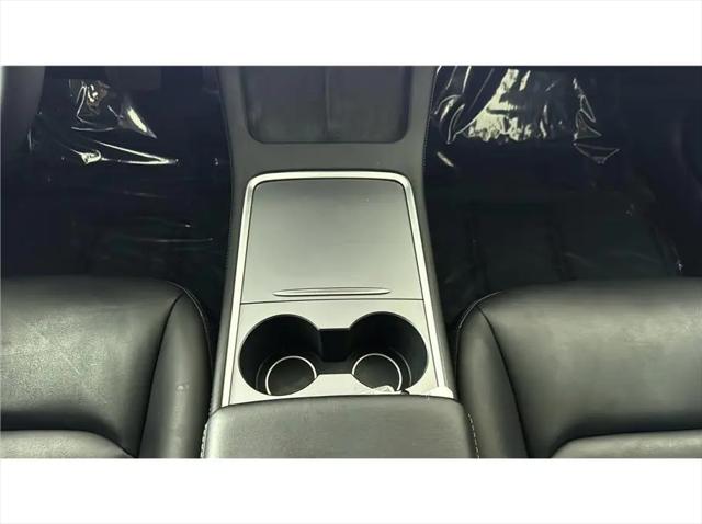 2021 Tesla Model 3 Standard Range Plus Rear-Wheel Drive