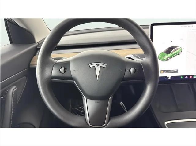 2021 Tesla Model 3 Standard Range Plus Rear-Wheel Drive