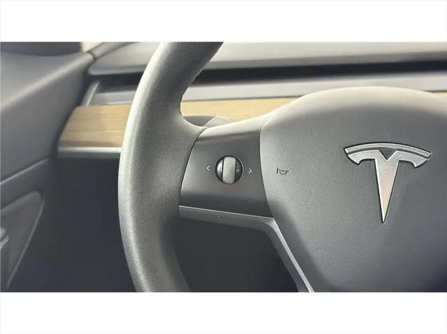 2021 Tesla Model 3 Standard Range Plus Rear-Wheel Drive