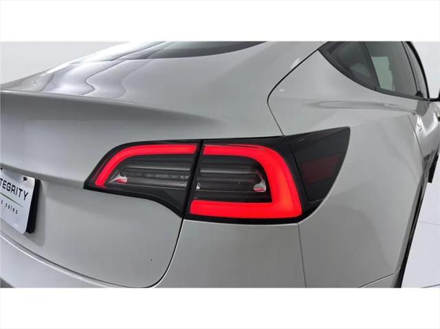 2021 Tesla Model 3 Standard Range Plus Rear-Wheel Drive