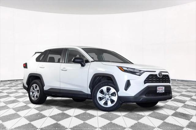 2023 Toyota RAV4 LE