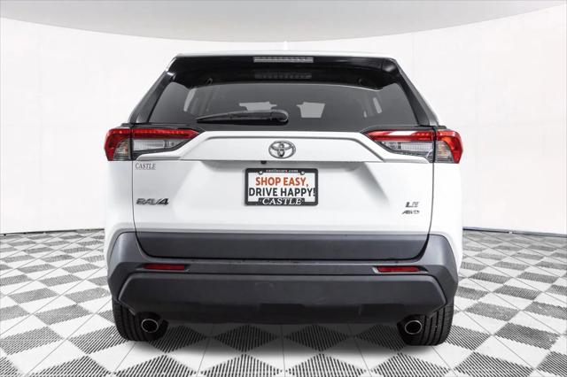 2023 Toyota RAV4 LE