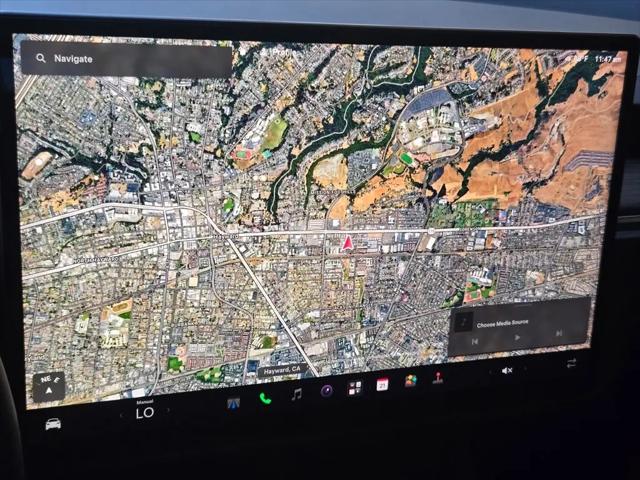 2023 Tesla Model X Standard Range