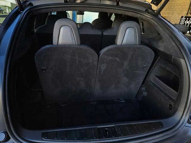 2023 Tesla Model X Standard Range