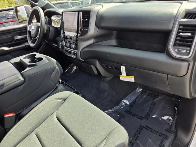 2026 Ram 1500 Tradesman Crew Cab 4x4 57 Box