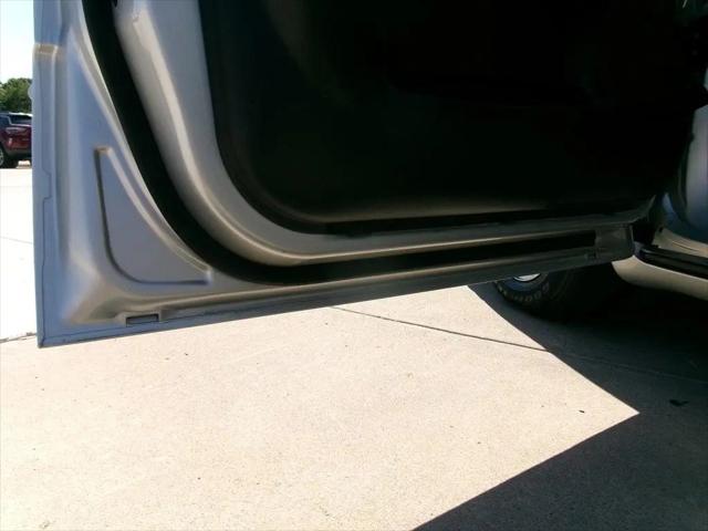 2001 Chrysler Concorde LXi