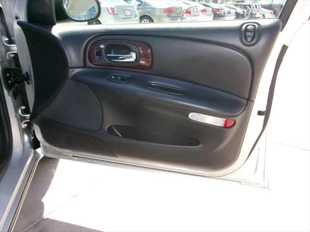 2001 Chrysler Concorde LXi