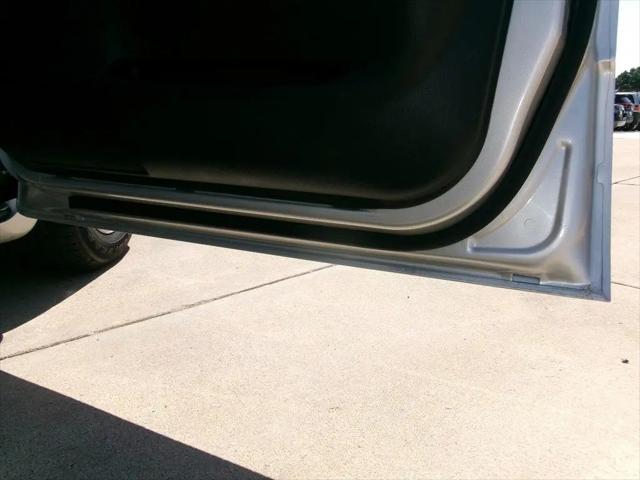 2001 Chrysler Concorde LXi