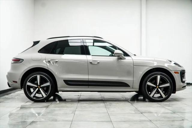 2023 Porsche Macan Macan