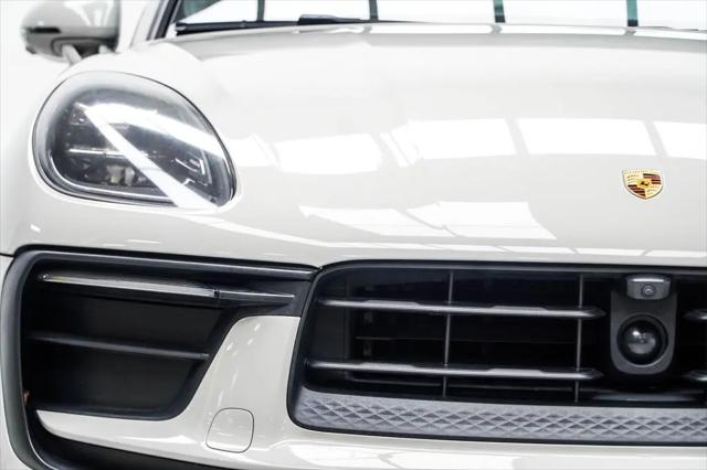 2023 Porsche Macan Macan