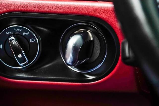 2023 Porsche Macan Macan