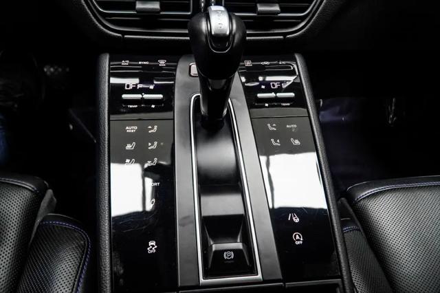 2023 Porsche Macan S