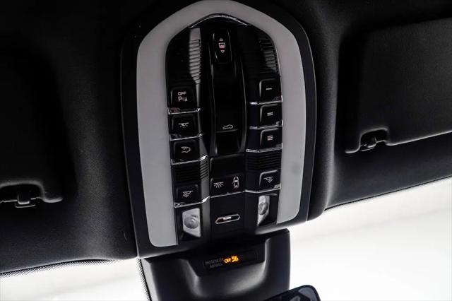 2023 Porsche Macan S