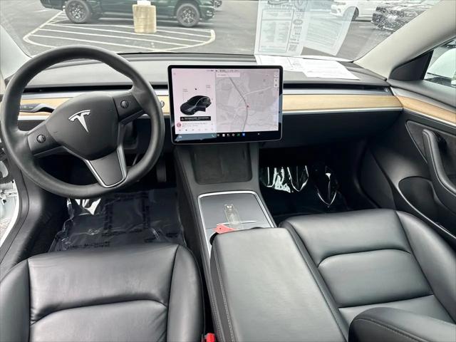 2021 Tesla Model 3 Standard Range Plus Rear-Wheel Drive