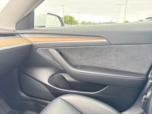 2021 Tesla Model 3 Standard Range Plus Rear-Wheel Drive