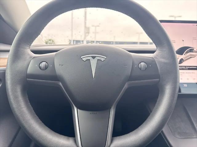 2021 Tesla Model 3 Standard Range Plus Rear-Wheel Drive