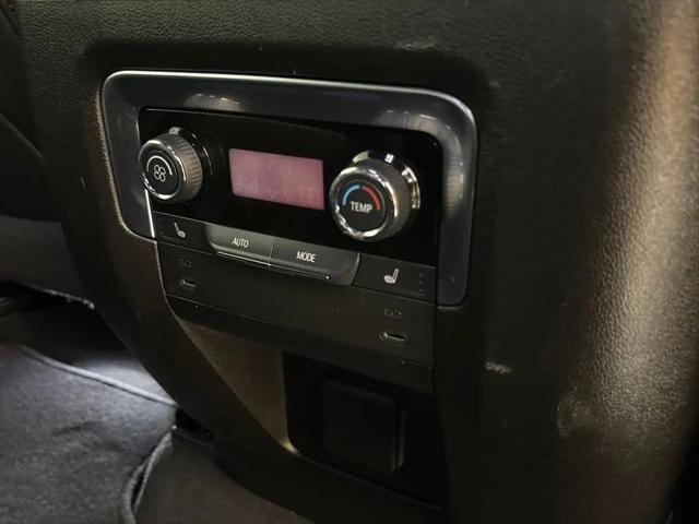 2025 Chevrolet Suburban 2WD Premier