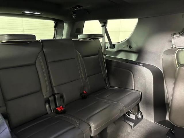 2025 Chevrolet Suburban 2WD Premier