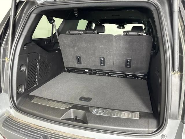 2025 Chevrolet Suburban 2WD Premier