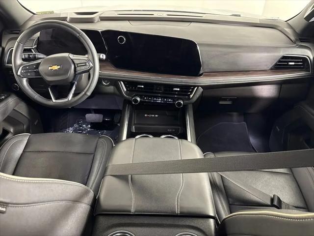 2025 Chevrolet Suburban 2WD Premier
