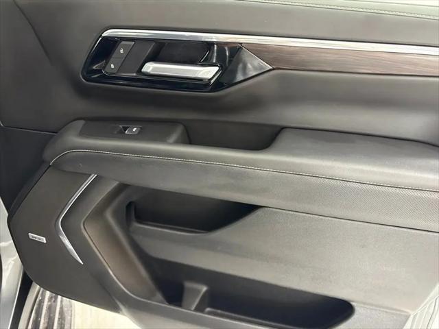 2025 Chevrolet Suburban 2WD Premier