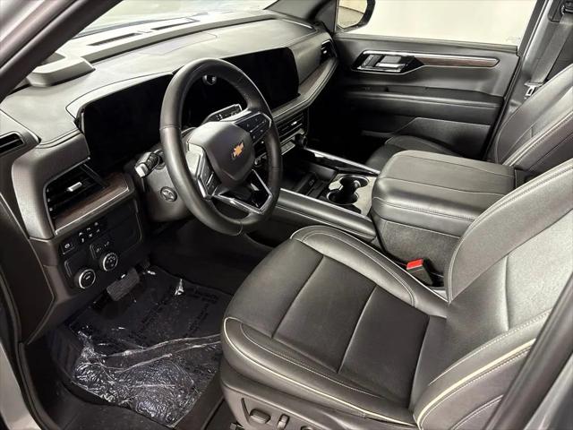 2025 Chevrolet Suburban 2WD Premier