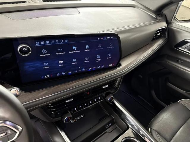 2025 Chevrolet Suburban 2WD Premier