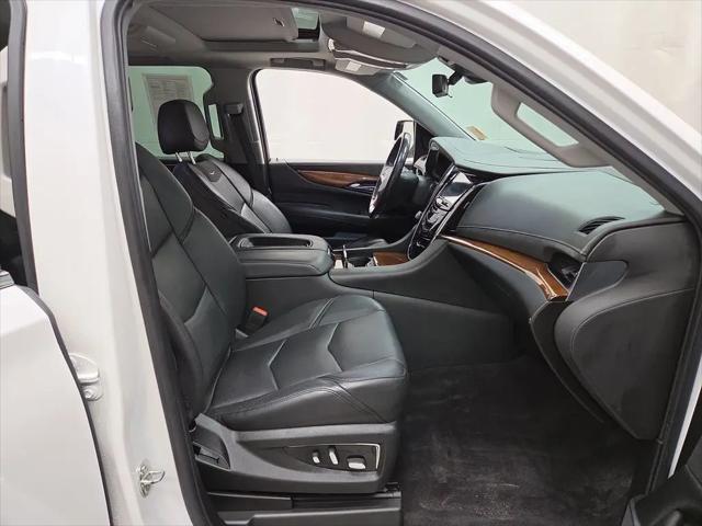 2020 Cadillac Escalade 4WD Luxury