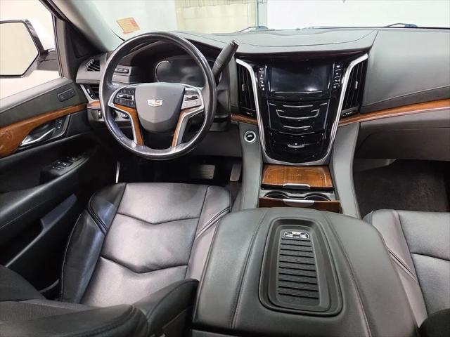 2020 Cadillac Escalade 4WD Luxury