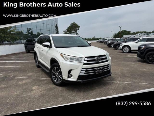2019 Toyota Highlander XLE for sale in Houston, TX