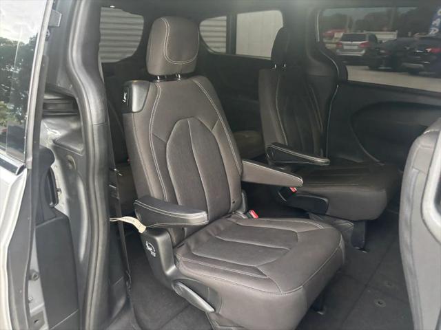 2020 Chrysler Pacifica Touring