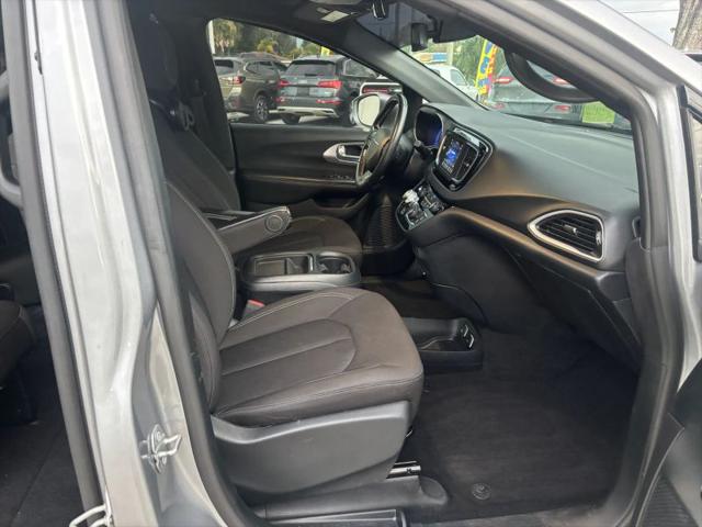 2020 Chrysler Pacifica Touring