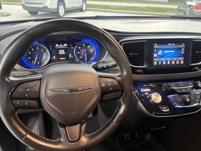 2020 Chrysler Pacifica Touring