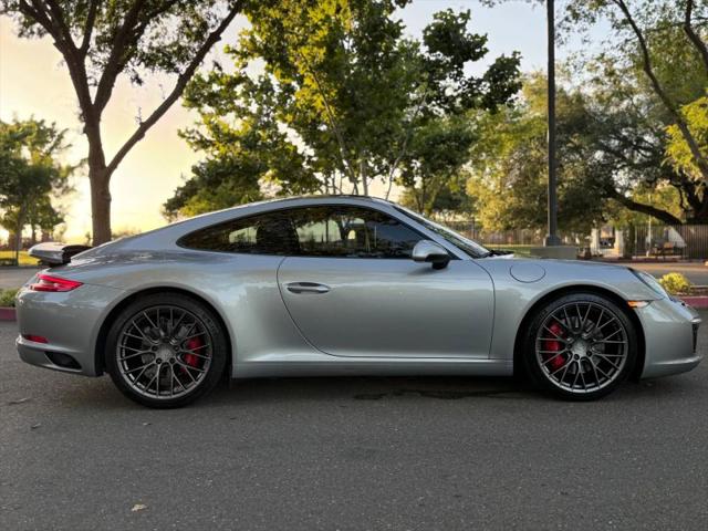 2017 Porsche 911 Carrera S
